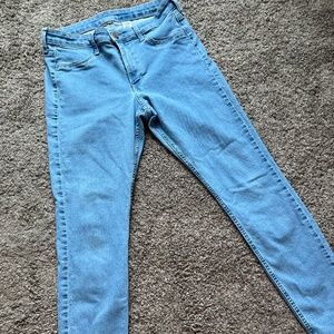 Light Wash Jeans